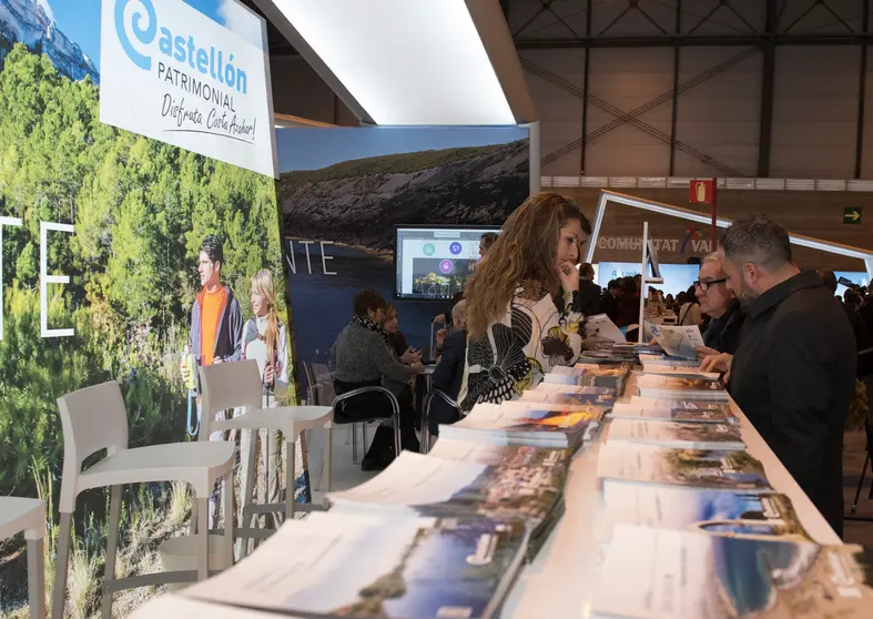 0201 18-01-17 FITUR